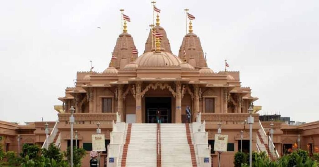 13 Famous Temples in Mumbai मुंबई के 13 मशहूर मंदिर